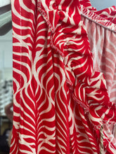 Load image into Gallery viewer, Cassy Sleeveless Tiered Dress Red Leaf Print
