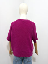 Load image into Gallery viewer, Maris Scalloped Edge Short Sleeve Jumper Raspberry

