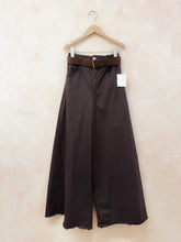 Load image into Gallery viewer, Pippa Stretch Palazzo Trouser Chocolate
