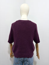 Load image into Gallery viewer, Maris Scalloped Edge Short Sleeve Jumper Aubergine
