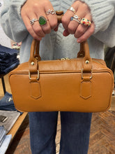 Load image into Gallery viewer, Leather Slim Bowling Bag Tan
