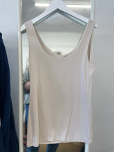 Load image into Gallery viewer, Double Layer Scoop Vest Beige
