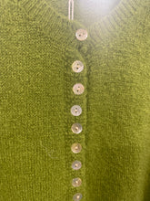 Load image into Gallery viewer, Soft Button Collar Jumper Olive

