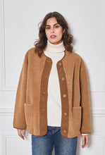 Load image into Gallery viewer, Maria Shearling Jacket Camel
