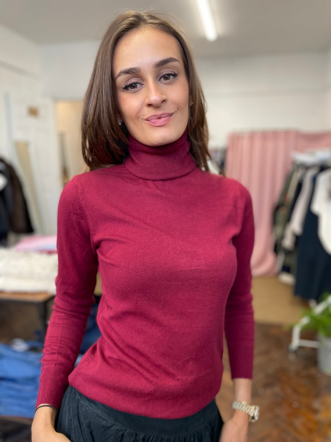 Fine Knit Roll Neck Wine