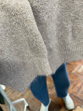 Load image into Gallery viewer, Alpaca Blend Long Sleeve Mocha
