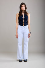 Load image into Gallery viewer, Gloria Patch Pocket Stretch Wide Leg Denim White
