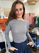 Load image into Gallery viewer, Featherlight Modal/Cashmere Base Layer Grey
