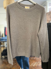 Load image into Gallery viewer, Alpaca Blend Long Sleeve Mocha
