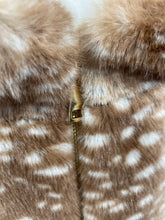 Load image into Gallery viewer, Fawn Faux Fur Gilet Caramel
