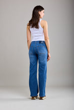 Load image into Gallery viewer, Glenda Front Pocket Stretch Wide Leg Denim
