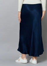 Load image into Gallery viewer, Sable Slinky Skirt Navy
