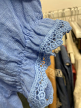Load image into Gallery viewer, Sara Short Sleeve Linen Collared Shirt Cornflower
