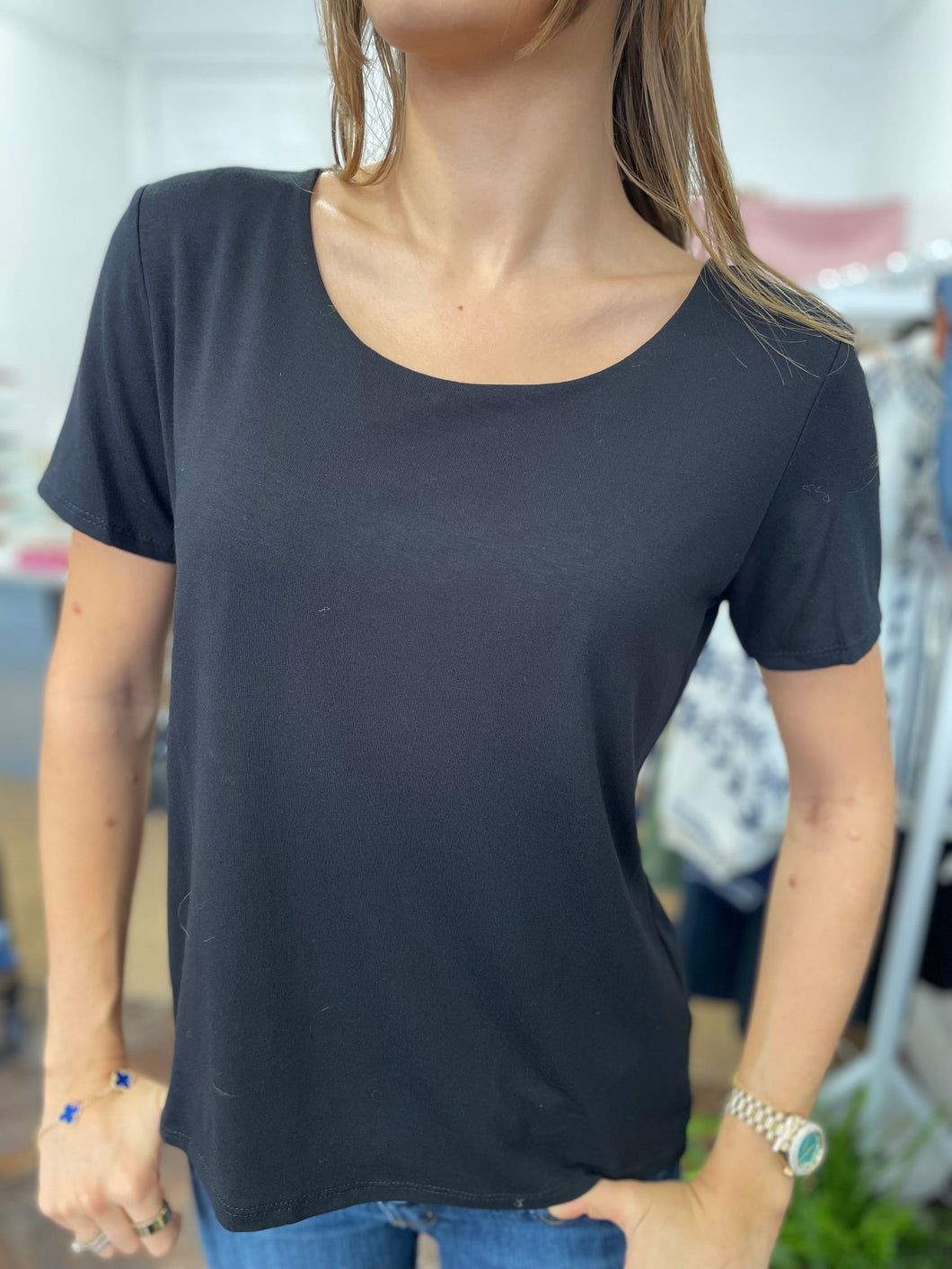 Double Layer Scoop Neck T-Shirt Black