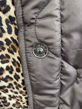 Load image into Gallery viewer, Reversible Quilted Leopard Jacket Chocolate
