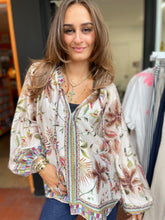 Load image into Gallery viewer, Mila Blouse Cream
