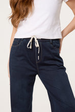 Load image into Gallery viewer, Tie Waist Wide Leg Jogger Jean Indigo
