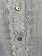 Load image into Gallery viewer, Sara Short Sleeve Linen Collared Shirt White
