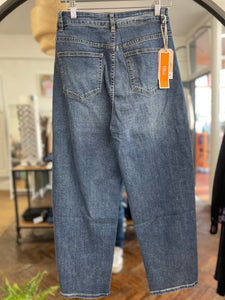 Blake Barrel Leg Jean