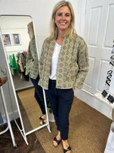 Load image into Gallery viewer, Farah Quilted Jacket Khaki
