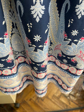 Load image into Gallery viewer, Sara Printed Skirt Navy
