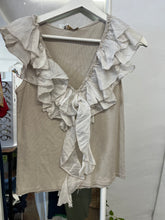 Load image into Gallery viewer, Naya Frill Vest Stone

