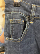 Load image into Gallery viewer, Brielle Stretch Barrel Leg Jean Antique Indigo
