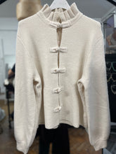 Load image into Gallery viewer, Lumi Frog Loop Fastening Cardigan Cream
