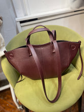 Load image into Gallery viewer, Arabella Leather Toe Bag Dark Bordeaux
