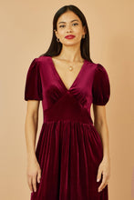 Load image into Gallery viewer, Kate Velvet Midi Dress - Burgundy
