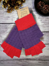 Load image into Gallery viewer, Colour Block Fingertip-less Gloves : Green/Grey
