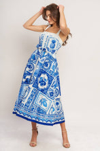 Load image into Gallery viewer, Pina Printed Woven Midi Dress
