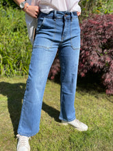 Load image into Gallery viewer, Gloria Patch Pocket Stretch Wide Leg Denim 70s Blue
