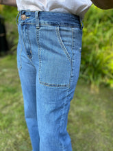 Load image into Gallery viewer, Gloria Patch Pocket Stretch Wide Leg Denim 70s Blue
