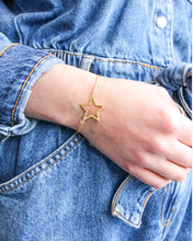 Load image into Gallery viewer, Brushed Gold Star Bracelet
